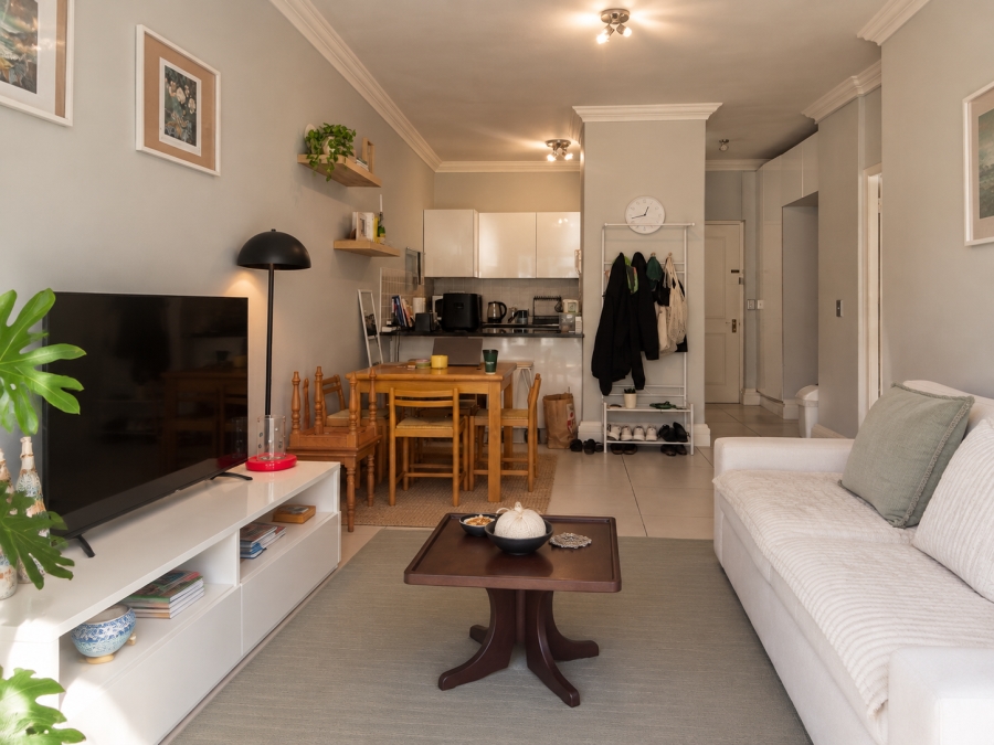 To Let 1 Bedroom Property for Rent in Oranjezicht Western Cape